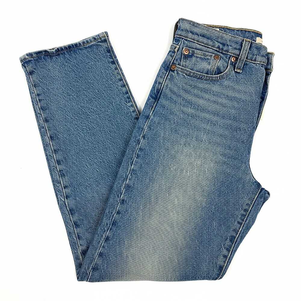 Levi’s Light Wash Wedgie Straight Leg Jeans | Women’s 26 Regular - Picture 2 of 8